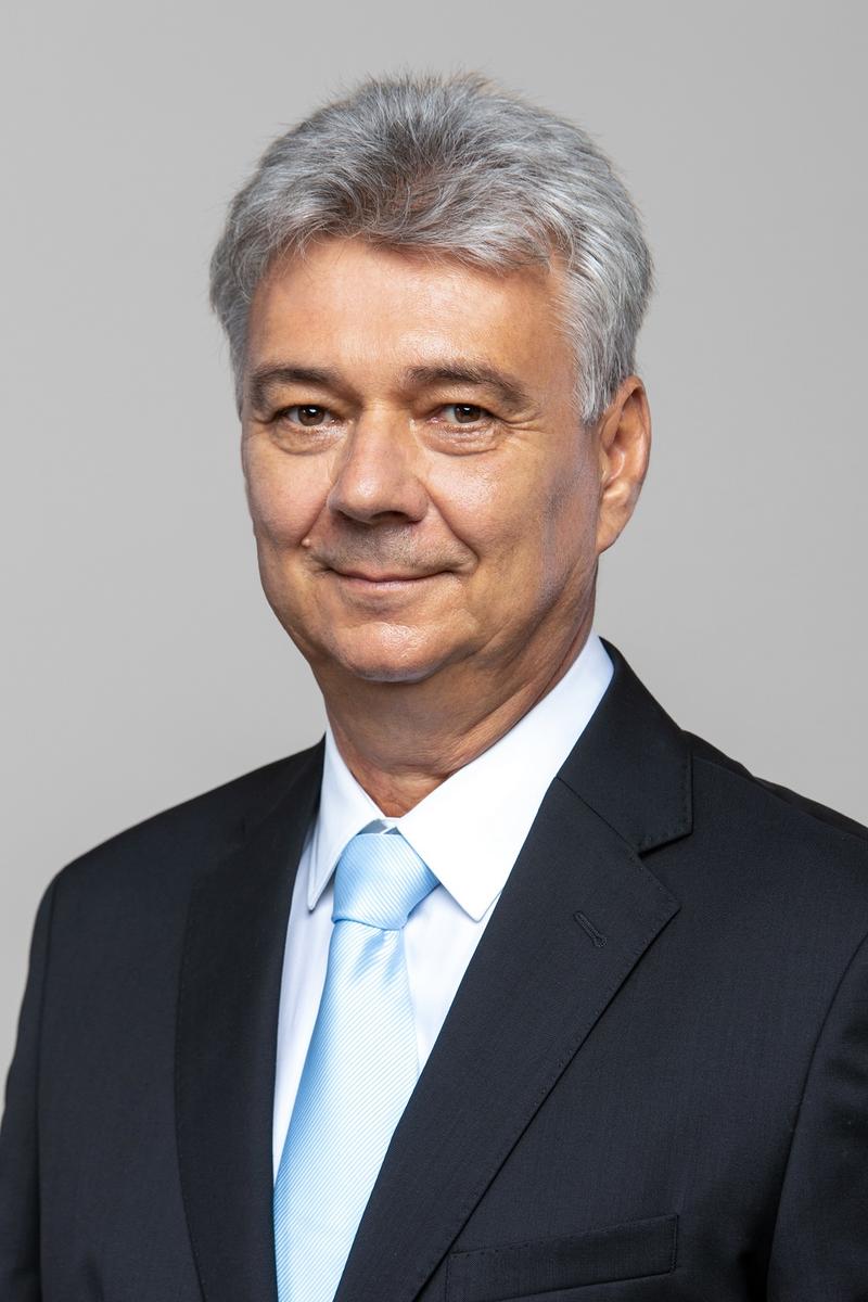 Jáger István profil